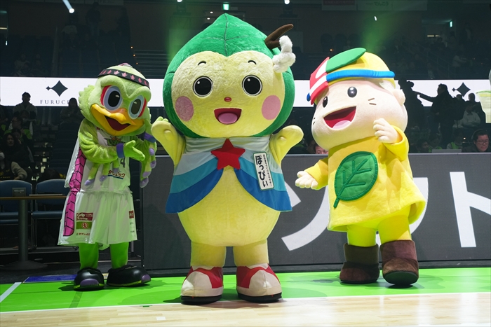 左からレバード、ぽっぴぃ、きよっち