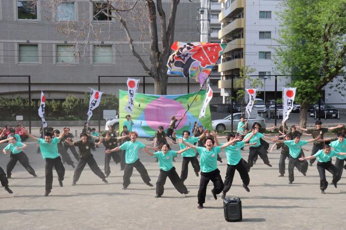 テスク＆祭人の演舞