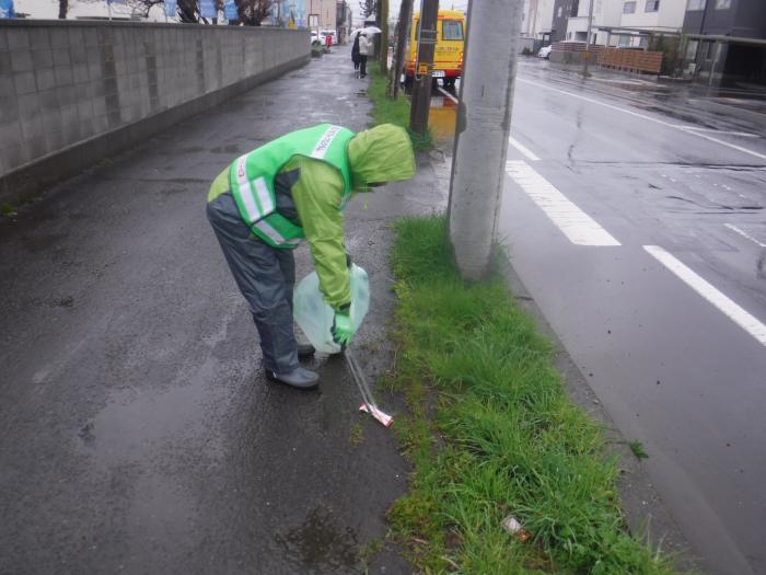 令和3年度の清掃活動の写真1