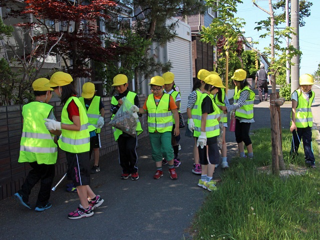 平岡中央小学校2