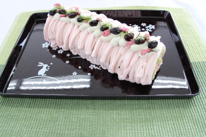 桜モンブランロールケーキ