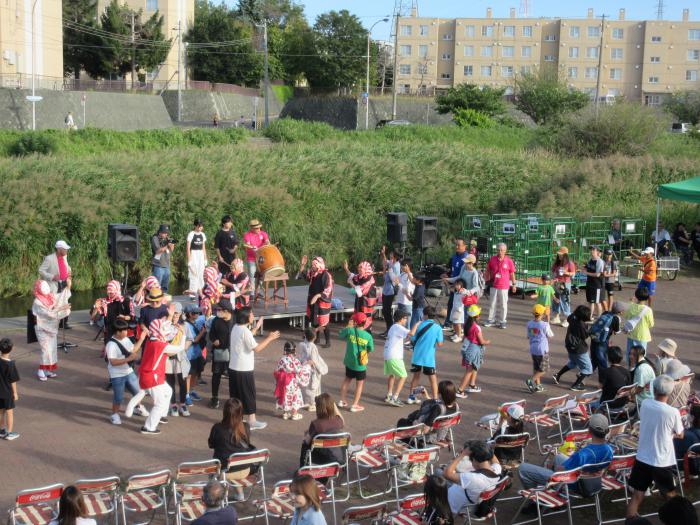 まつりの最後を飾った北海盆踊り