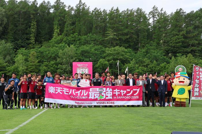 セレモニーでの記念撮影