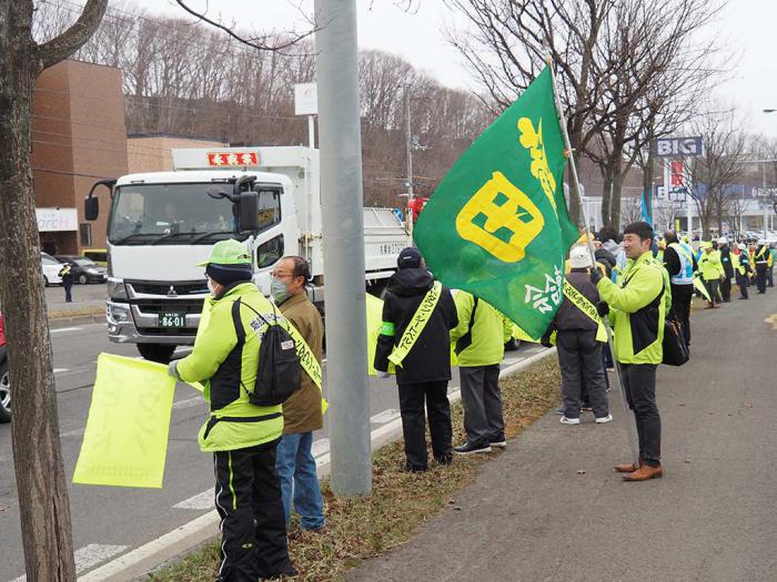 春の交通安全運動街頭啓発0409-2