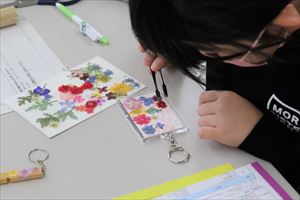 押し花を使った作品づくり体験会4