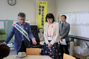 社会を明るくする運動　伝達式4