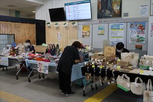 福祉バザーの様子2
