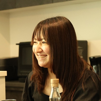 Hさんご家族（妻）