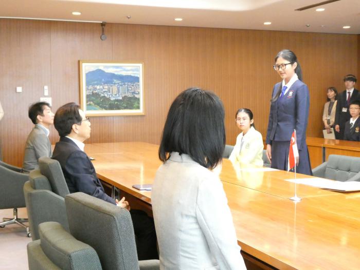 表敬訪問