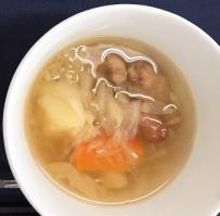 料理写真：たっぷり野菜のスープ