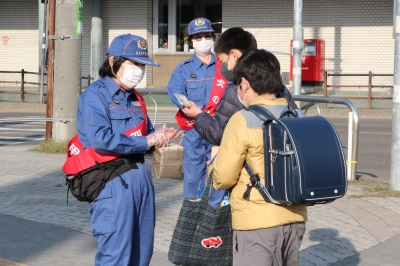 街頭キャンペーンの様子3