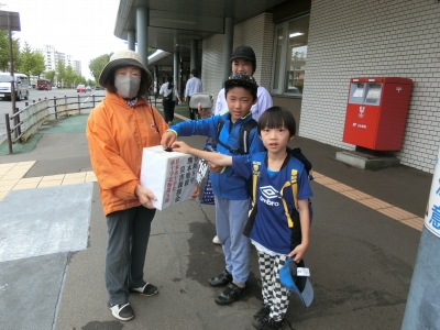 募金の様子