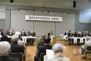 活発な意見交換のあと、吉田町内会連合会会長が再選されました。