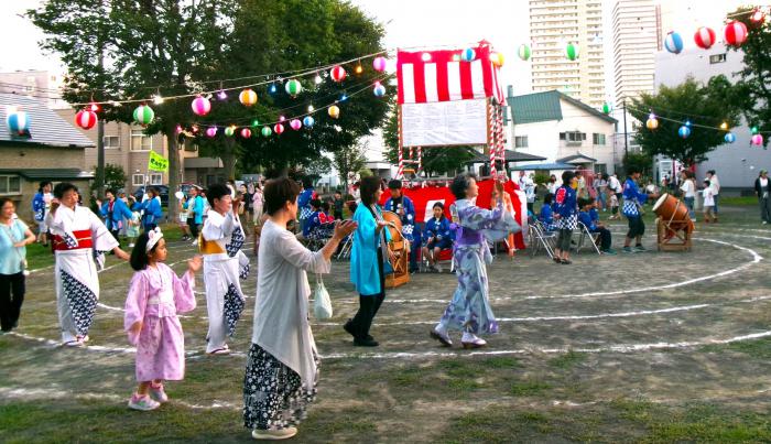 八軒西子ども盆踊り1