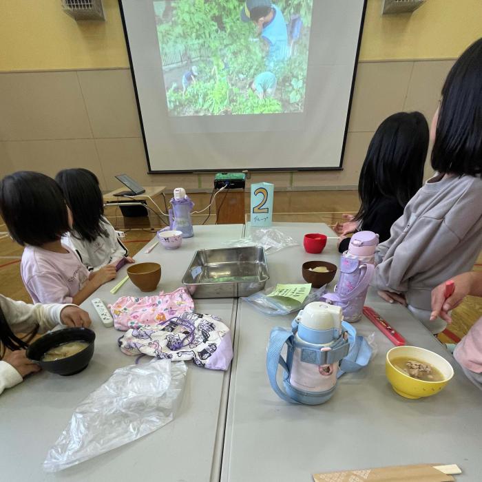 はちけんファームの様子