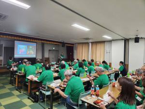 鑑賞会
