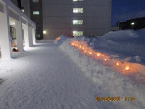 児童館前のアイスキャンドル