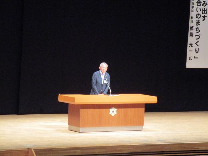粟崎局長
