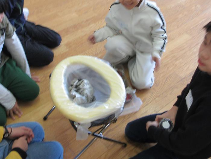 子ども防災教室の様子3