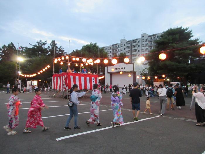 こども盆おどり（夕方）