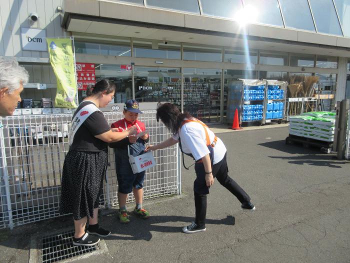 街頭募金（ホーマック）