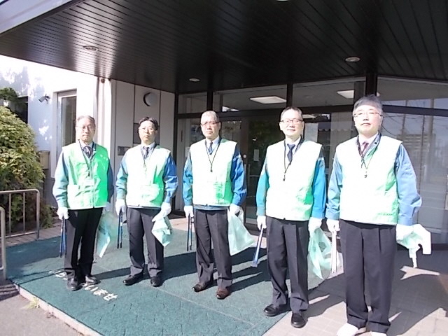 写真：北海道電力ネットワーク株式会社札幌支店札幌西ネットワークセンターがごみ拾い前に集合