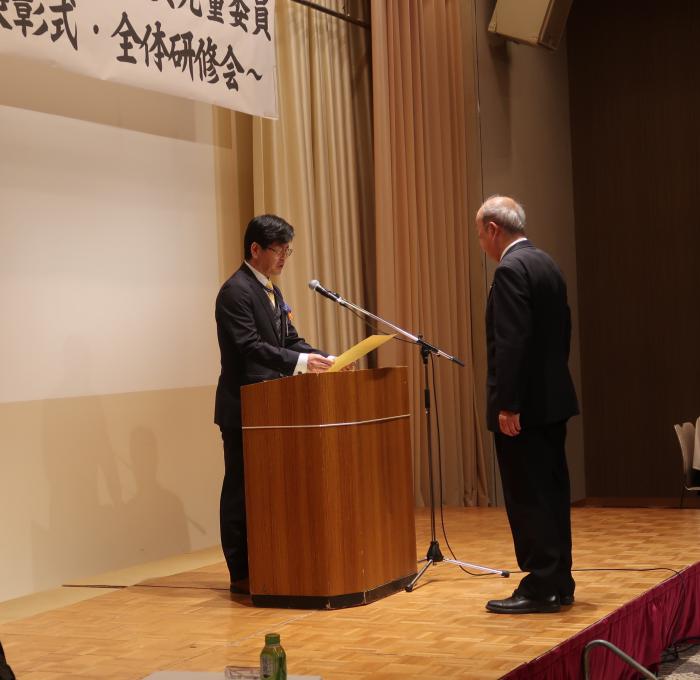 表彰状授与の様子