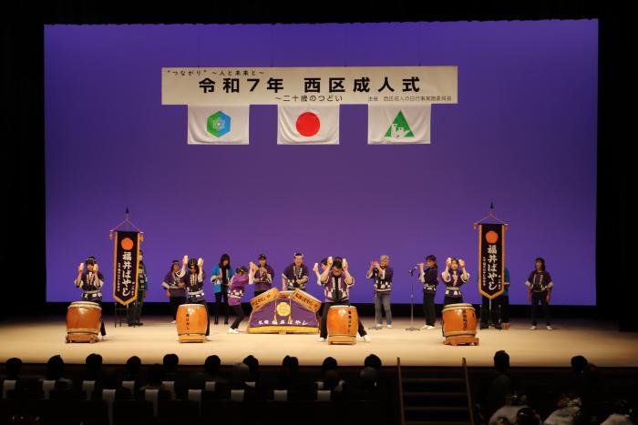 福井ばやしの演奏