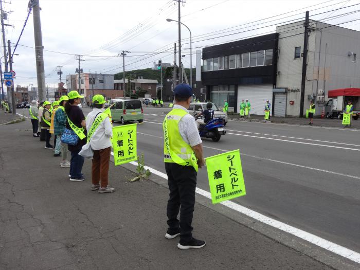 交通安全街頭啓発の様子