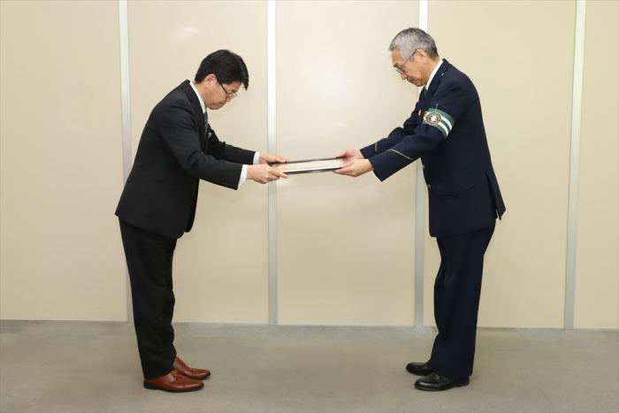 感謝状贈呈の様子