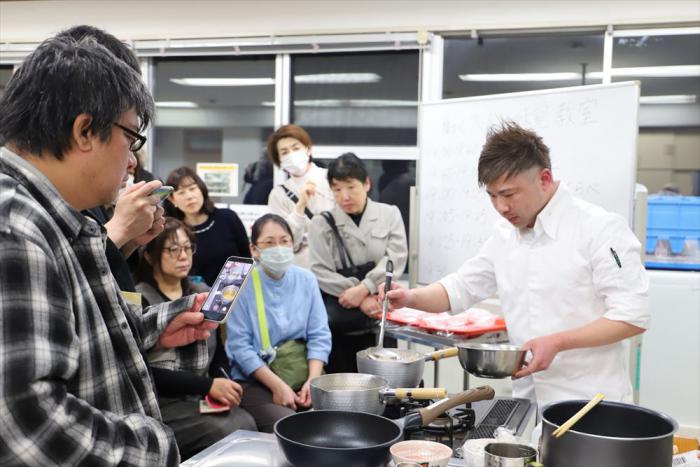 調理実演の様子
