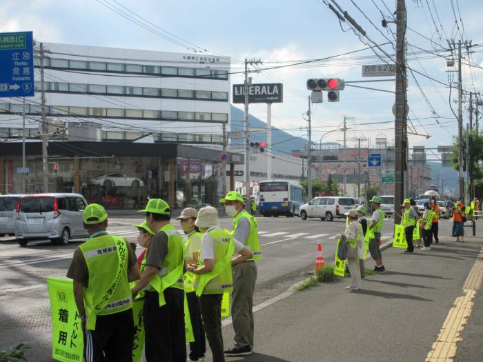 街頭啓発の様子