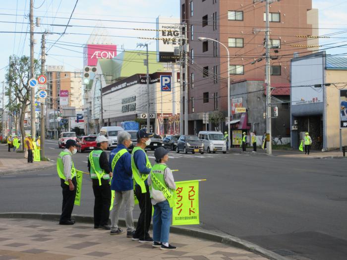 街頭啓発の様子1