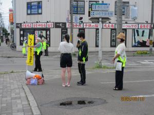 高校生による啓発アナウンスのようす