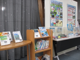 中央図書館海ごみパネル展示