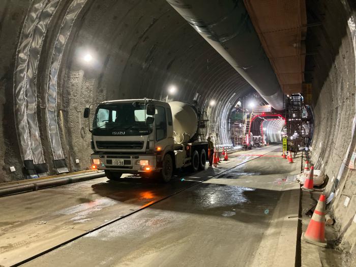 【星置工区】覆工防水工施工状況(札幌方を望む)(令和8年(2026年)3月)