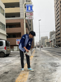 ローソン_2023_砂まき