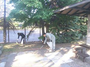 190027_日本緑化工_公園清掃