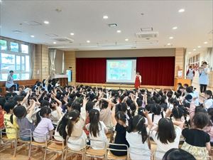 200011_札幌ヤクルト販売_幼児向け「おなか元気教室」