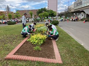 240011_ひまわり建設_花植え