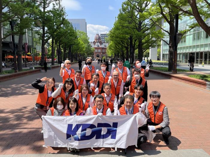 KDDI_TOP