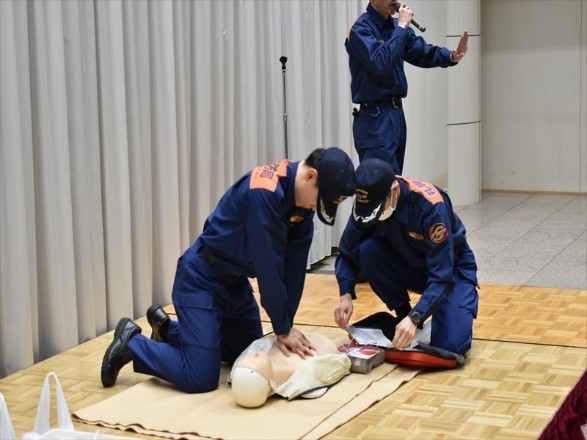 応急手当展示