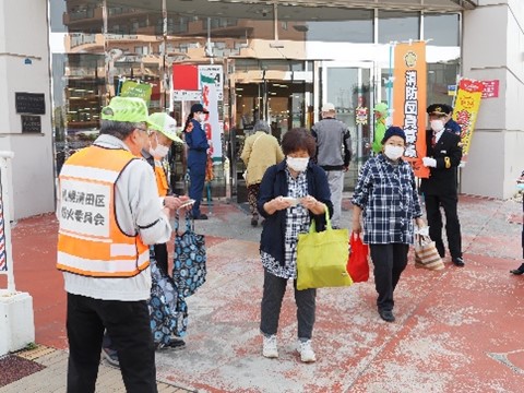 街頭啓発の写真6