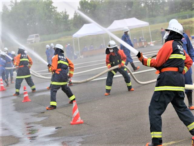 令和4年度白石消防団基本確認訓練の様子