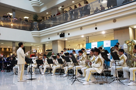 写真:サンピアザでの厚別消防署予防行事の演奏会