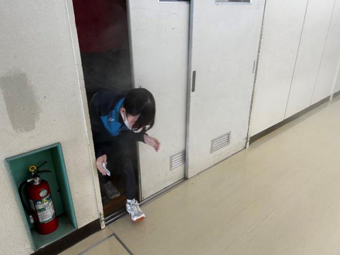 煙からの避難体験２