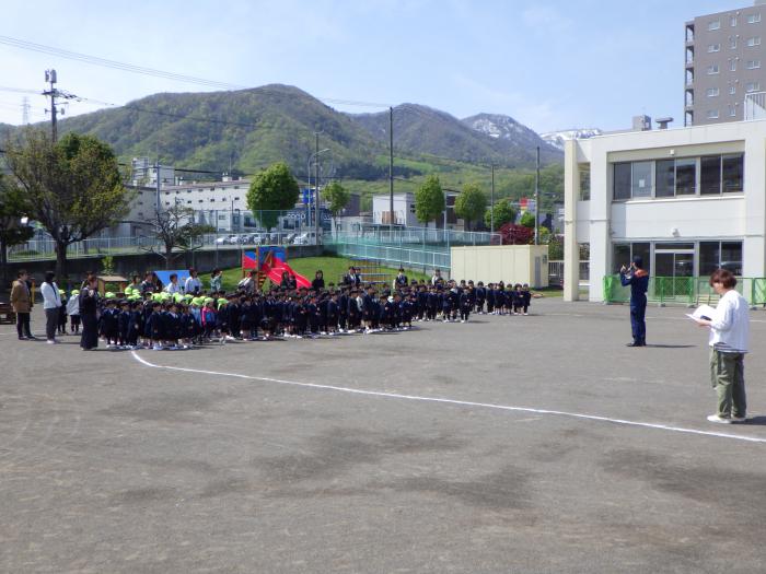 富岡つくし幼年消防クラブ見学2