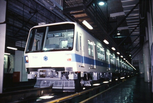 東豊線の地下鉄の写真地下鉄東豊線の車両の写真
