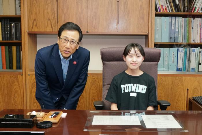 記念撮影1（令和6年度市長と語ろう！サッポロスマイルトークキッズ）
