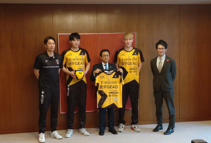 北海道イエロースターズ表敬訪問(R7.4.21)